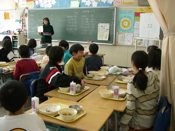 Lunchtime 2007Dec6 (1).jpg