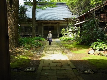 2011_sadolongride_宿根木_称光寺.jpg