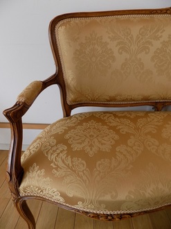 antique102.jpg