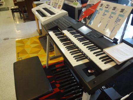 YAMAHA Electone STAGEA ELC-02 カジュアルモデル - 鍵盤楽器