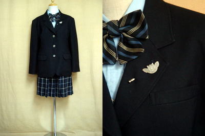 聖カタリナ女子高等学校の中古制服