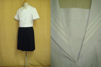 武庫川女子大学付属高等学校の中古制服