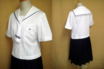 武蔵野女子学院高等学校の中古制服