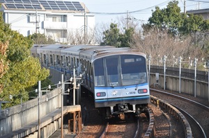 ブルーライン　センター南―仲町台間