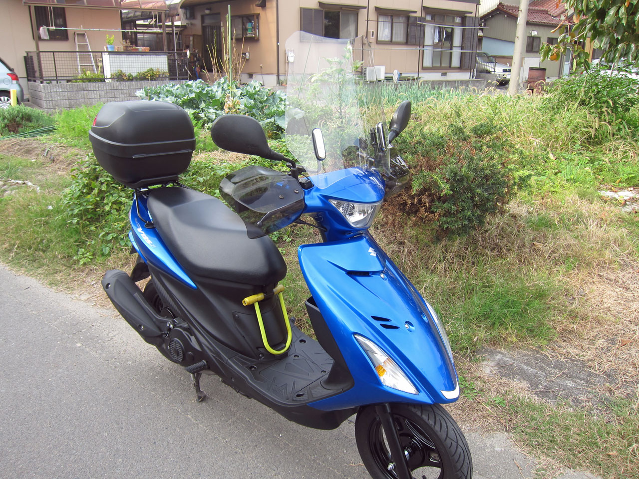 旭風防 アドレスV125S/ベーシック用 ウインドシールド AD-13｜外装