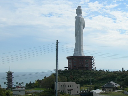 世界平和観音像8.jpg