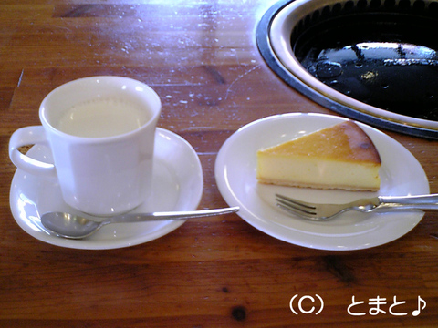 小岩井農場チーズケーキ＆ホットミルク