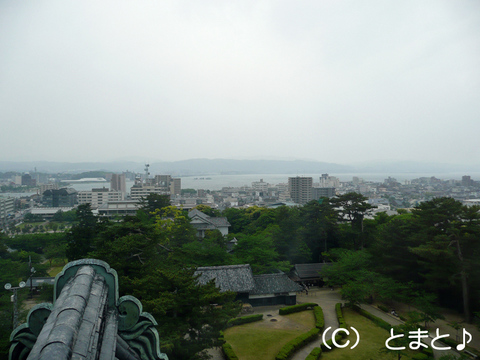 松江城天守から宍道湖を望む