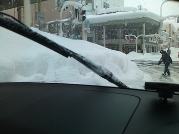 豪雪の青森市内