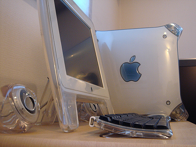 Power Mac G4 Digital Audio (Apple) 2001年 | 古いハードに囲まれて 