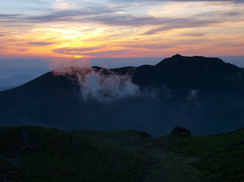 大船山の朝焼け