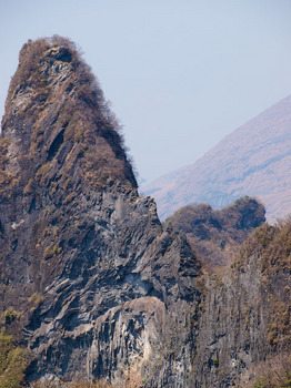 根子岳天狗峰