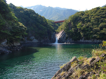 トローキの滝