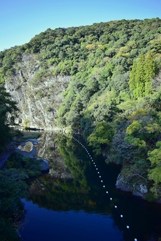 立神峡里地公園　肥後の空滝