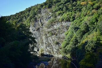 立神峡里地公園　肥後の空滝