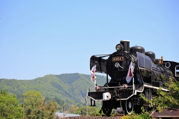 トンネルの駅　ＳＬ