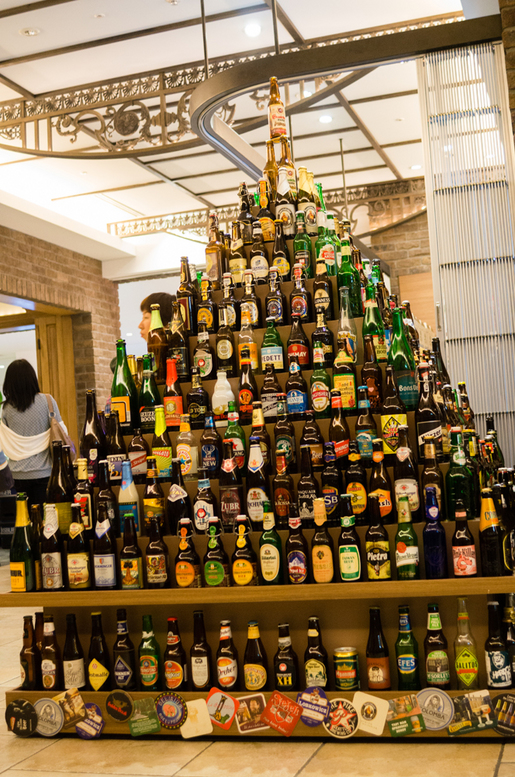 世界のビール博物館　ボトルタワー.jpg