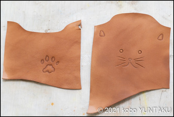 子猫のコインケース（革の荒裁ち・彫り）