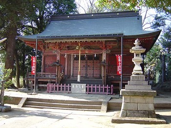 2009年3月三芳野神社拝殿.jpg