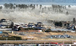 Tsunami_JAPAN_March11,2013_2.jpg