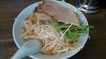 熊王しょうゆラーメン