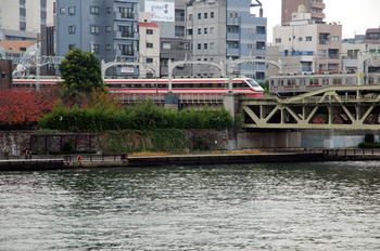 tobu_asakusa_101126_2.jpg