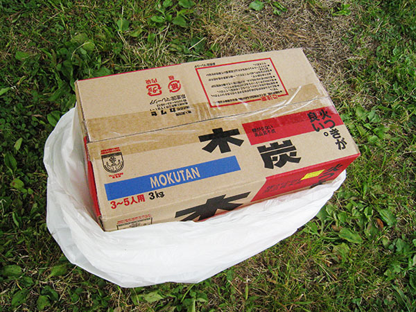 木炭_スポオソ3kg_6276_600.JPG