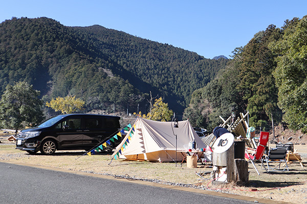 白川渡_2日目_昼_いい天気_4959.jpg