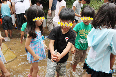 自然の森_魚つかみ取り_1843.jpg