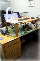 desk2-2014-12-03.jpg