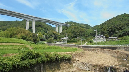 楠本断層24.jpg