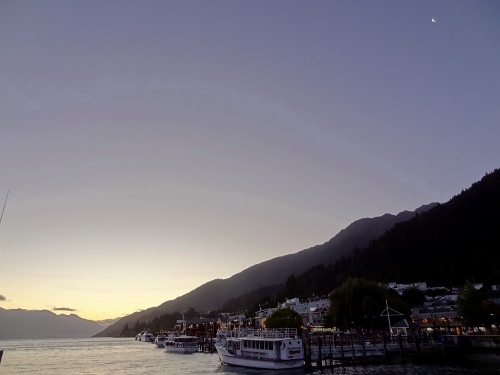 12QT夜景.jpg