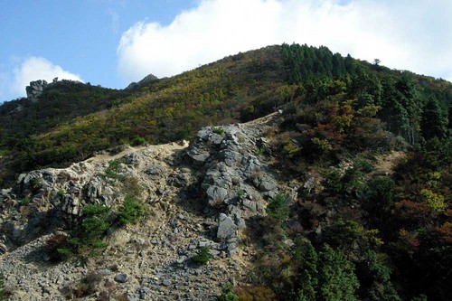 犬返しの険より宮指路岳