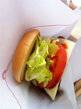 モーニング野菜チーズバーガー