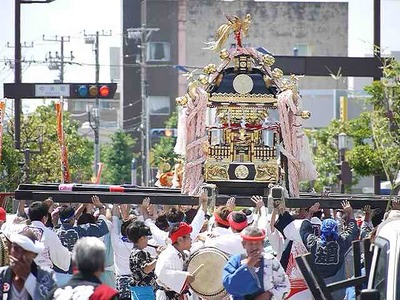 銚子港祭り　みこしパレード.jpg