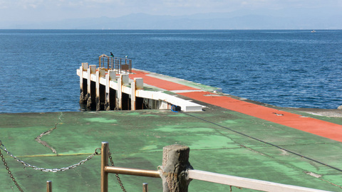 淡島ホテルの裏手の桟橋