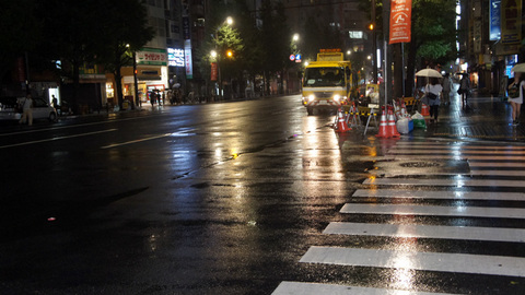 雨の秋葉原