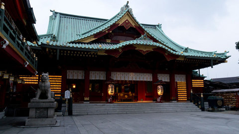 夕暮れ時の神田明神