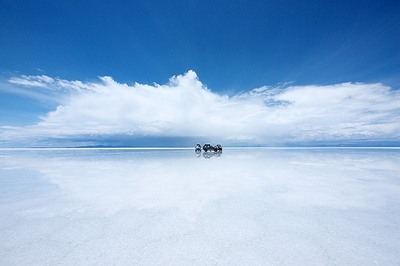 ウユニ塩湖