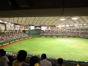 東京ドーム、3塁側