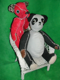 panda and　dog bear