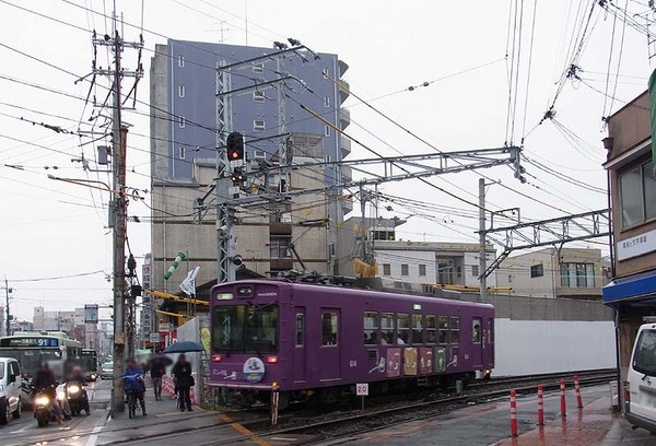 西院駅20160309_01.JPG