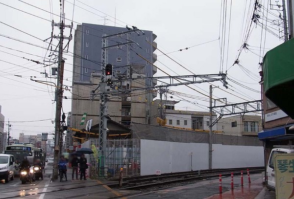 西院駅20160309_02.JPG