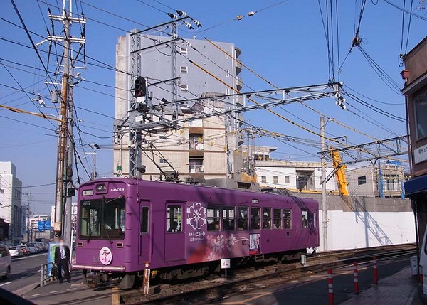 西院駅20160329_01.JPG