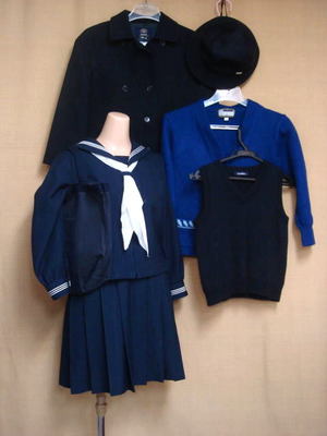 京都女子小学校の制服