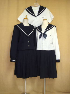 静岡大成高等学校の制服