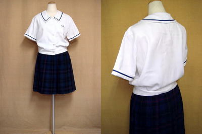 熊本中央高等学校の制服