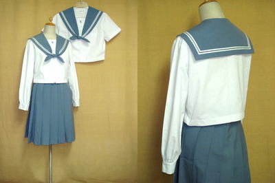 大分鶴崎高等学校の制服