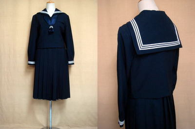 武庫川女子大学付属高等学校の制服