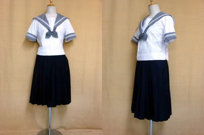 明浄学院女子高等学校の制服
